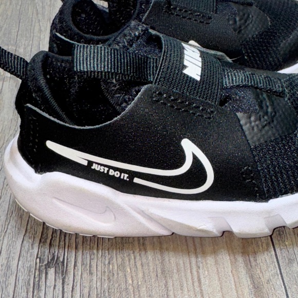 Nike Flex Runner 2 Baby/Toddler Shoes Black Size 5C DJ6039-002 Just Do It - Picture 5 of 10